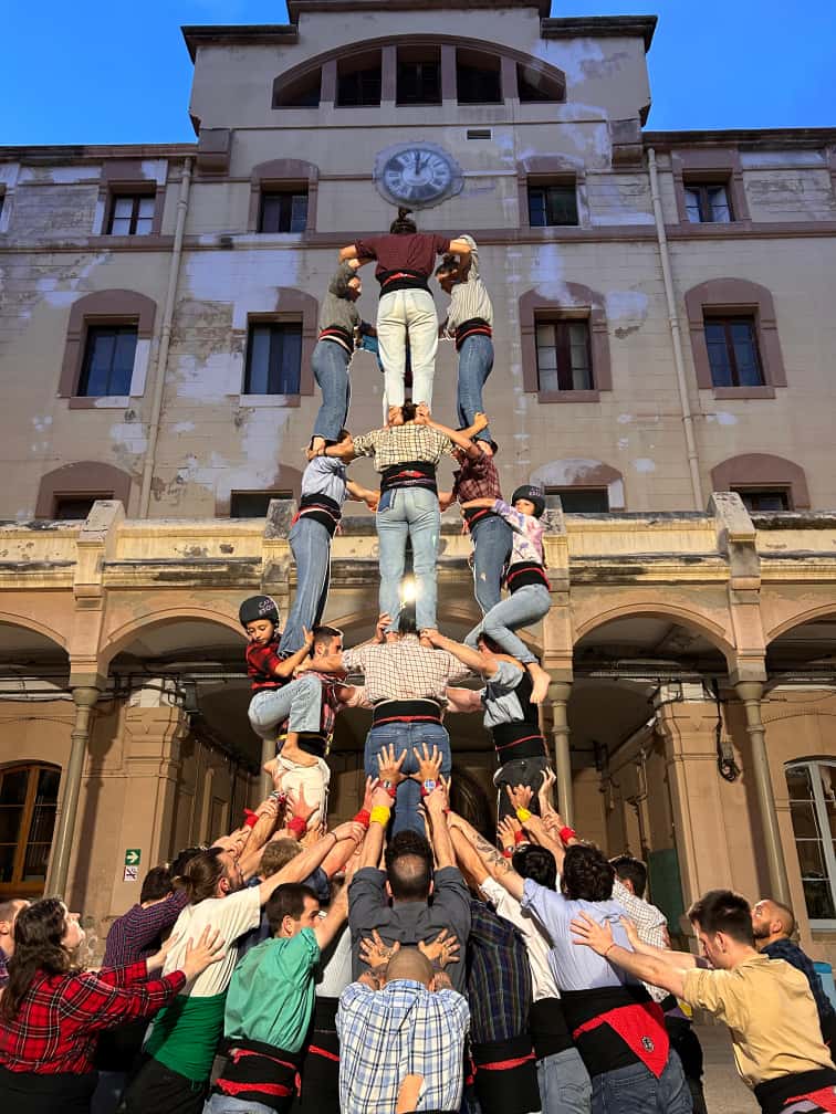 Assaig casteller obert